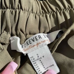 Olive green Wide leg Forever 21 pants 🌻
